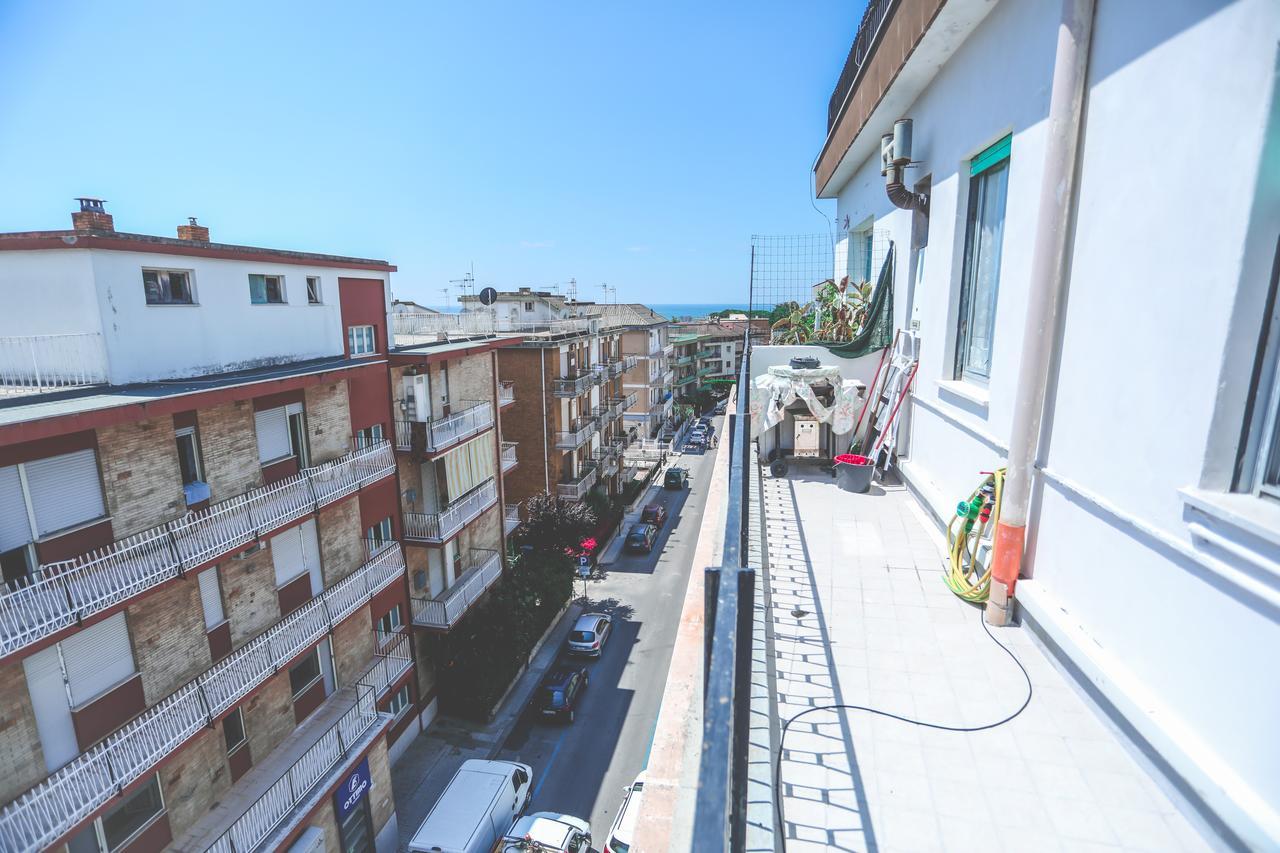 Il Viaggiatore Serapo Gaeta Esterno foto